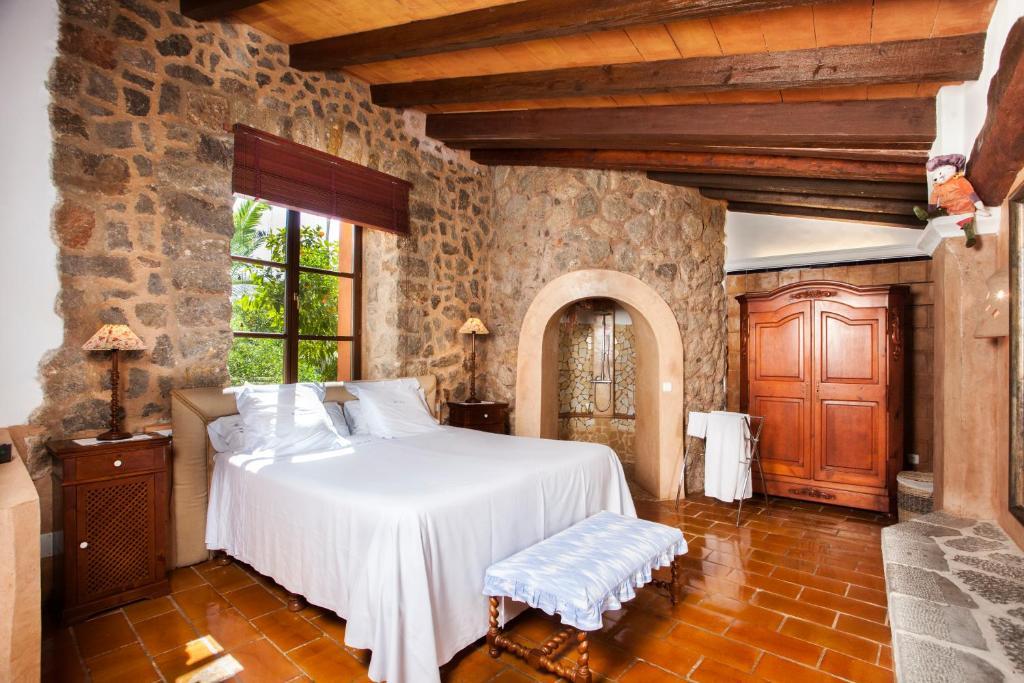 Ca N'ai - Adults Only Soller